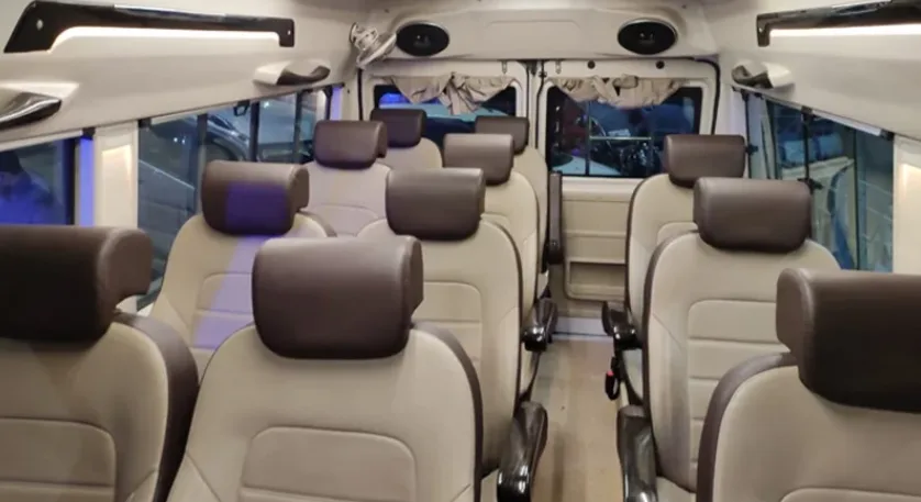 Tempo Traveller in Jaipur