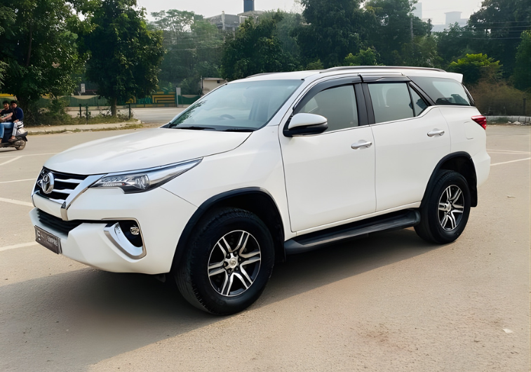 Hire Fortuner in Jaipur