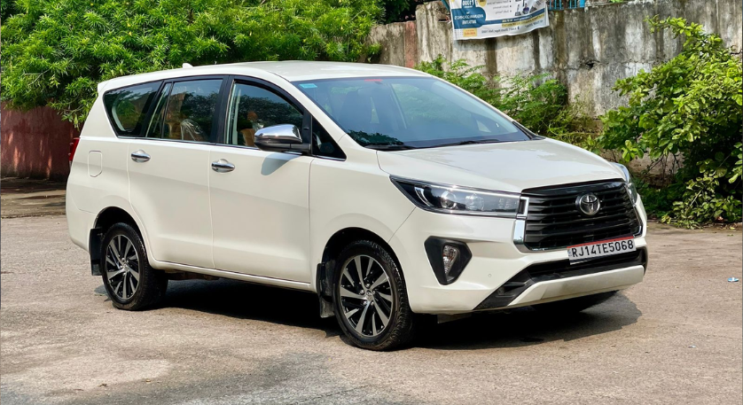 innova crysta in Jaipur
