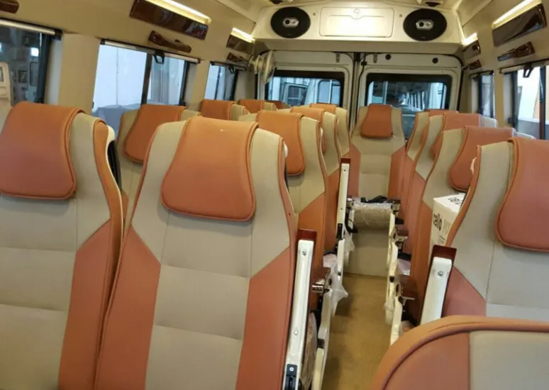 AC Maharaja Tempo Traveller hire Jaipur