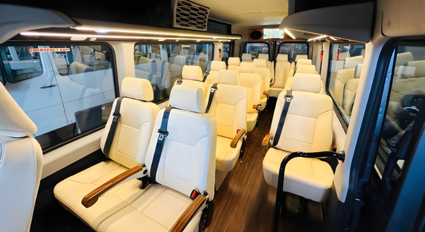 Book Tempo Traveller in Jaipur
